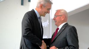 Staatssekretär Martin Jäger mit Präsident Dr. Lorenz Menz